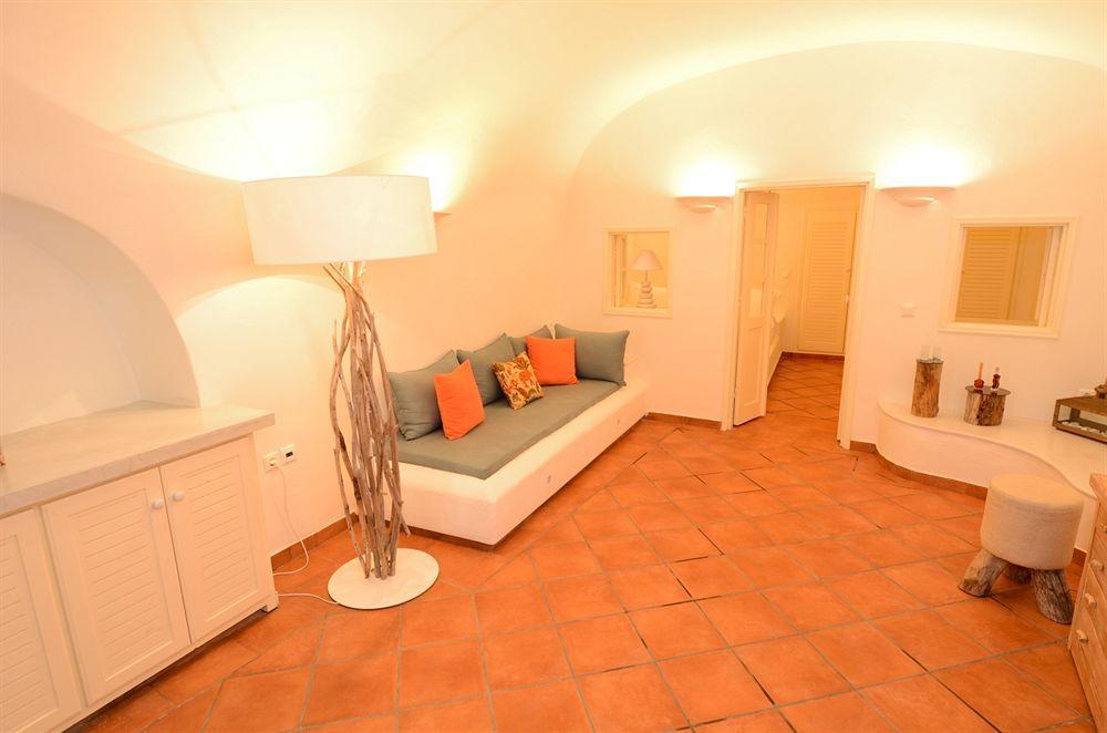 Hostel 16 Oia Zewnętrze zdjęcie