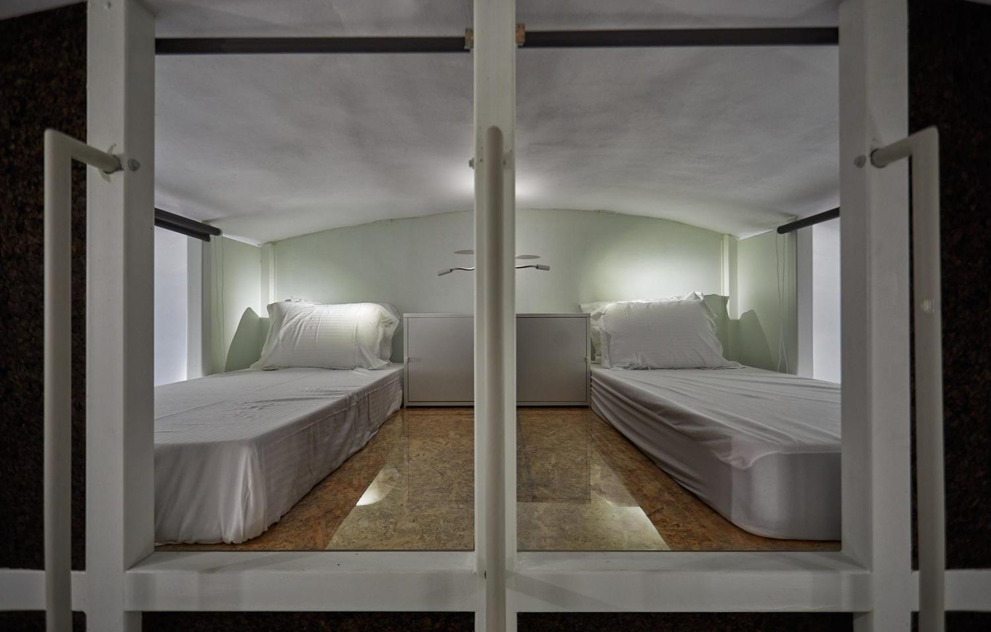 Hostel 16 Oia Zewnętrze zdjęcie
